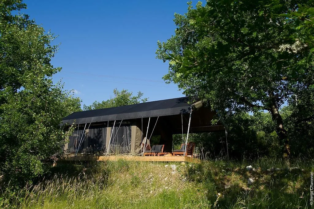 Aux Lodges Du Mas De Nadal Sauliac-sur-Cele Роскошный шатер