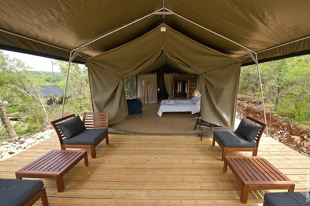 *** Glamping Aux Lodges Du Mas De Nadal Sauliac-sur-Célé Francia