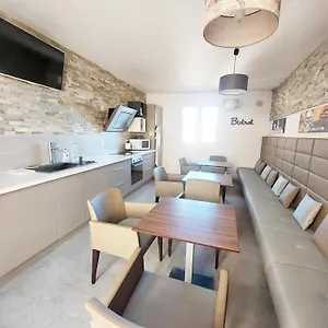 Hébergement de vacances Bistrot France